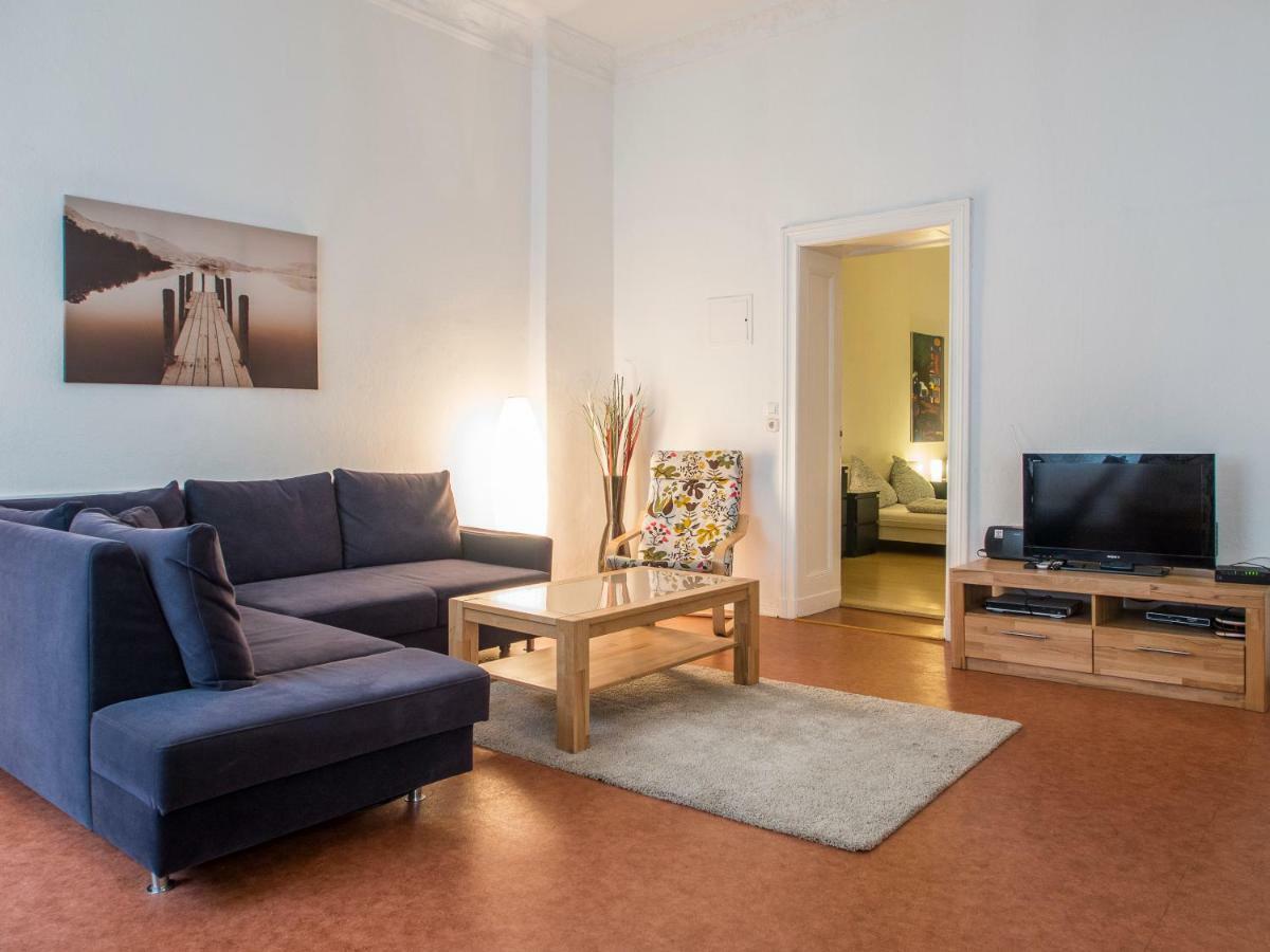 Großes In Zentraler Lage * Berlin